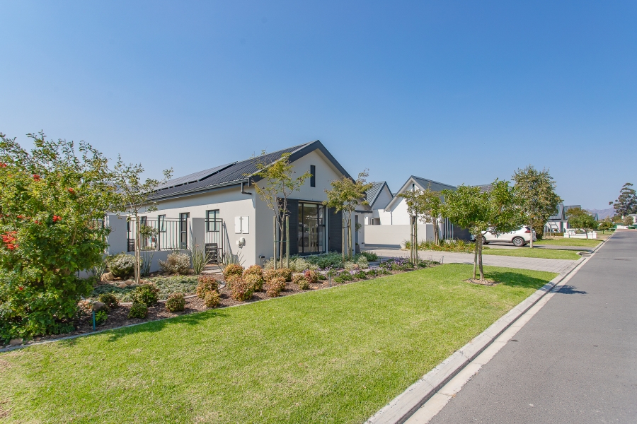 4 Bedroom Property for Sale in Val De Vie Estate Western Cape
